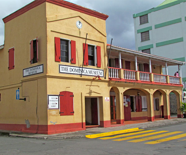 Saint Martin - Sint Maarten - Dominique
